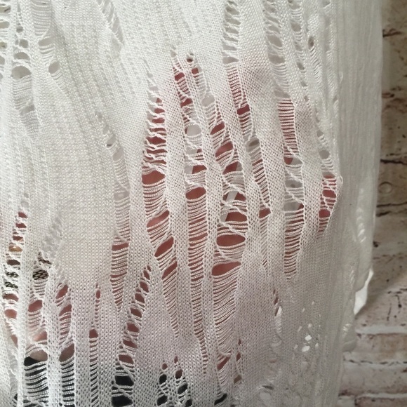 Express women’s white‎ knit Tunic top size M - Picture 4 of 5